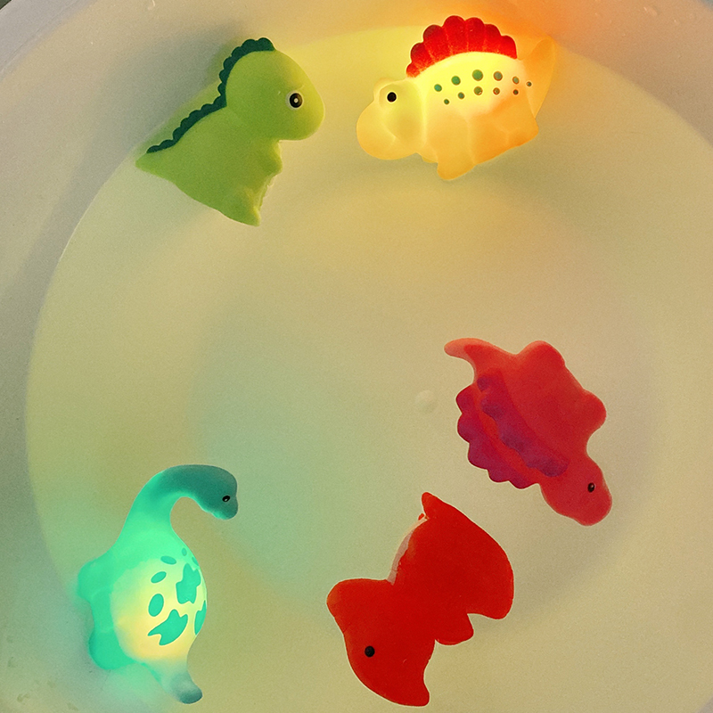 会发光的小恐龙！儿童戏水洗澡动物会发光婴幼儿宝宝浴室玩水玩具