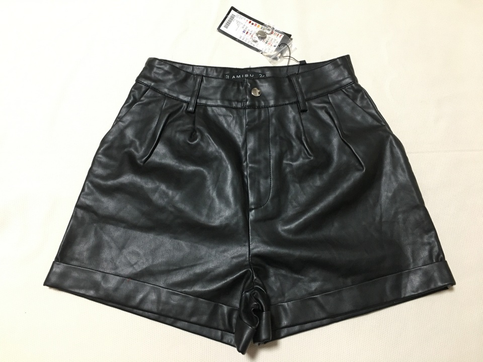 外贸原单 德国品牌A*misu黑色柔软PU短裤休闲裤 气质优雅精致甜酷